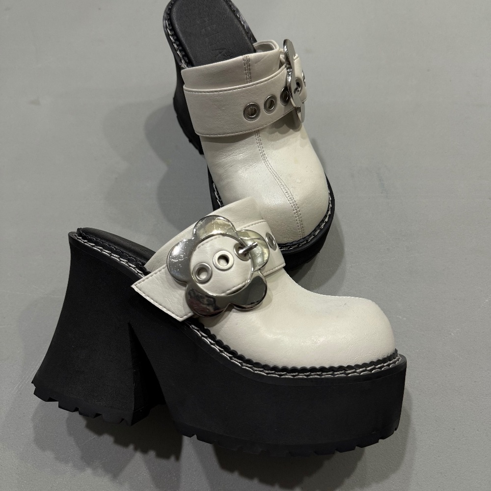 New Shoes Dolls Kill